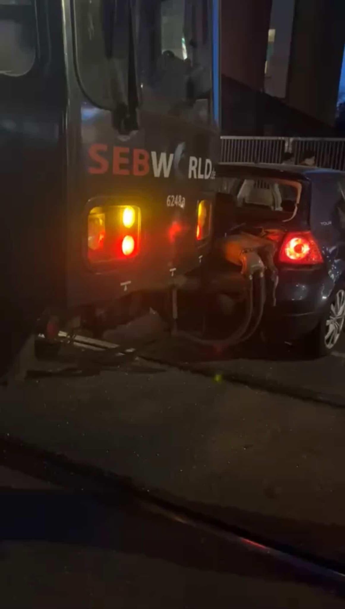 PKW im Gleis 06.03.2026