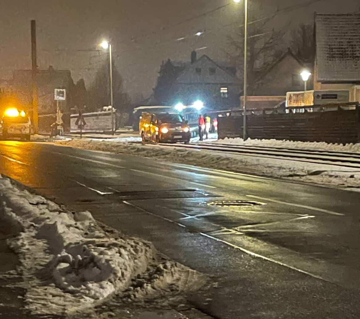 PKW im Gleis 30.01.2026