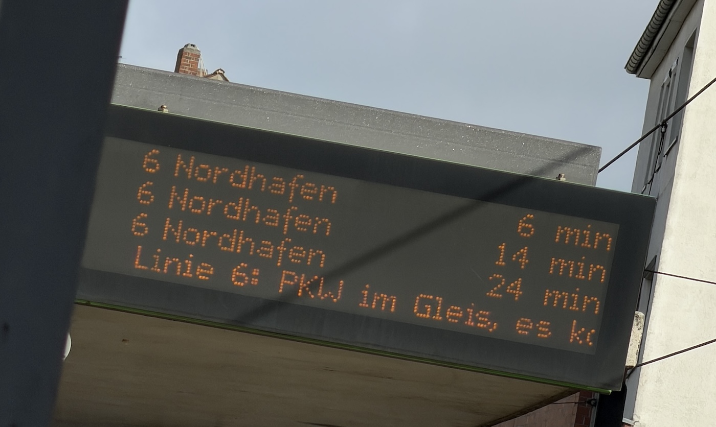 PKW im Gleis 28.05.2026